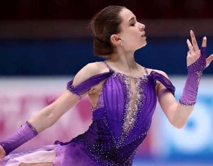 k宝被俄国家队除名!2年服用60种药,生父身份成疑,冬奥金牌取消_腾讯新