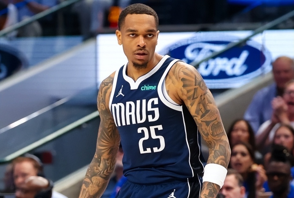 11.卡梅伦约翰逊生涯场均11.7分3.9篮板1.