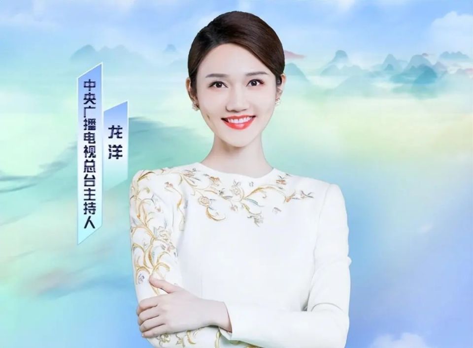 34岁龙洋:3次登上春晚舞台,但和董卿对比差距一目了然_腾讯新闻