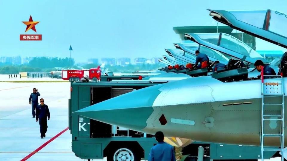 六代机项目ngad受挫,美国空军提出低成本单发六代机概念