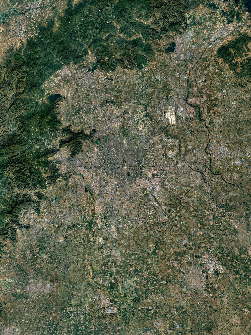 北京卫星图中轴线其实有些许偏西