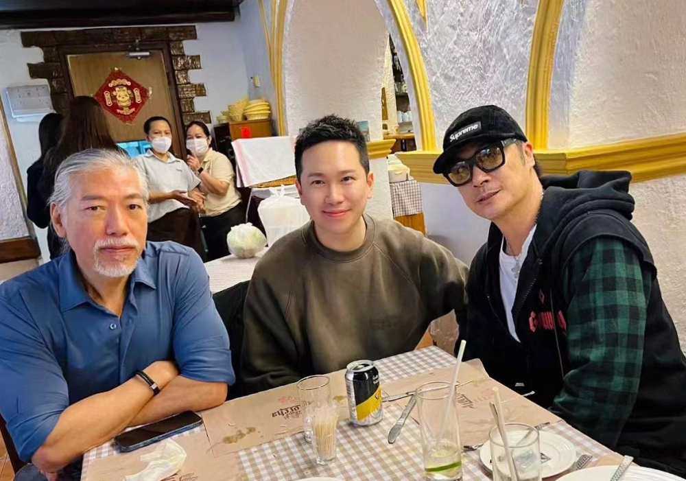吴镇宇和张耀扬澳门聚餐,古惑仔反派"世纪和解"
