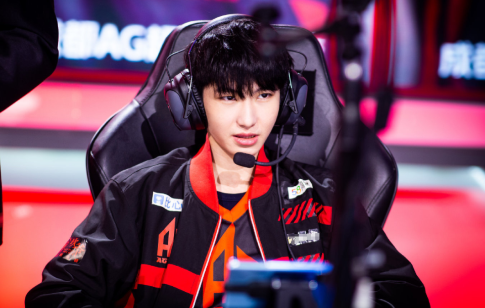 ag久诚事件发酵,5位选手道歉!亚运阵容传来新瓜,一诺被曝参训