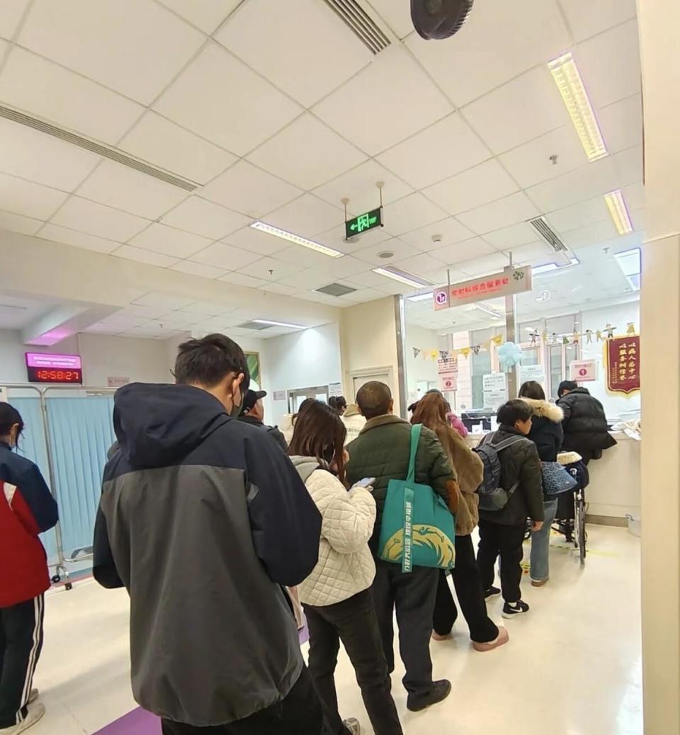 北京大学首钢医院帮忙挂号陪同看病一站式解决难题，看病不再麻烦的简单介绍
