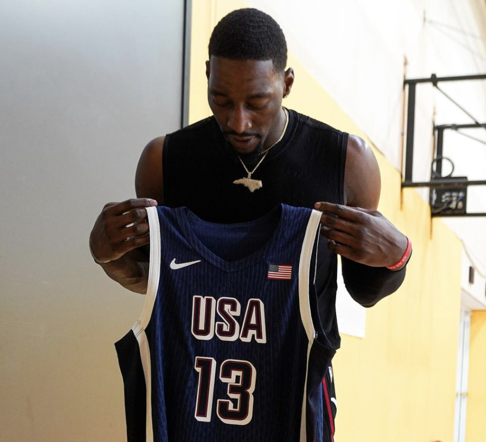 美国男篮公布球员球衣号码:詹皇时隔12年披6号球衣 多人晒球衣图_腾讯