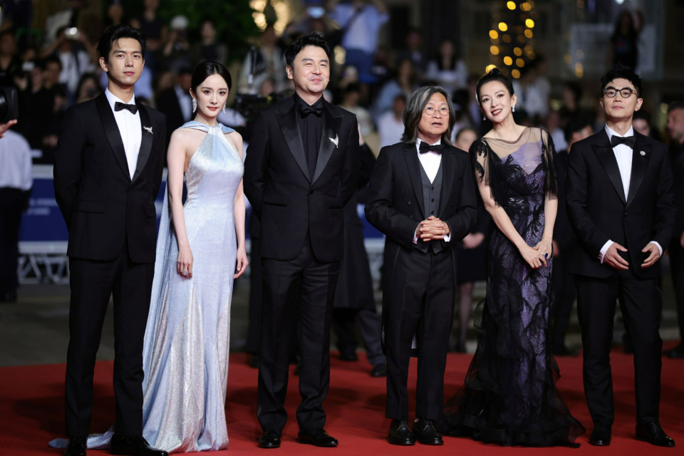 《酱园弄》在戛纳电影节首映 陈可辛,章子怡,杨幂,雷佳音等主创出席