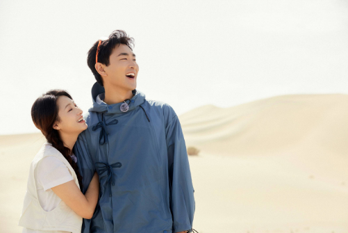 《爱的修学旅行》临近尾声,王彦霖和艾佳妮依然在表演恩爱_腾讯新闻