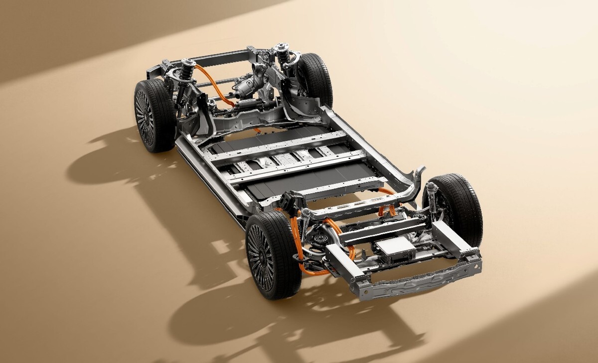 為什麼再好的車，也不用“六連桿”懸架？ - 