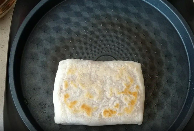 641