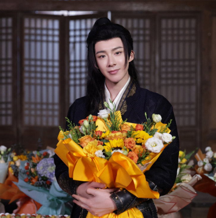刘宇宁承认离婚！公开向前妻道歉，呼吁网友别扒前妻，将起诉狗仔_腾讯新闻