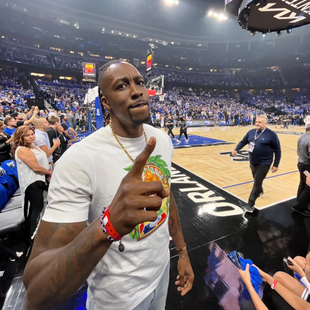 但是,那却成为了德怀特霍华德nba生涯的最后一个赛季.