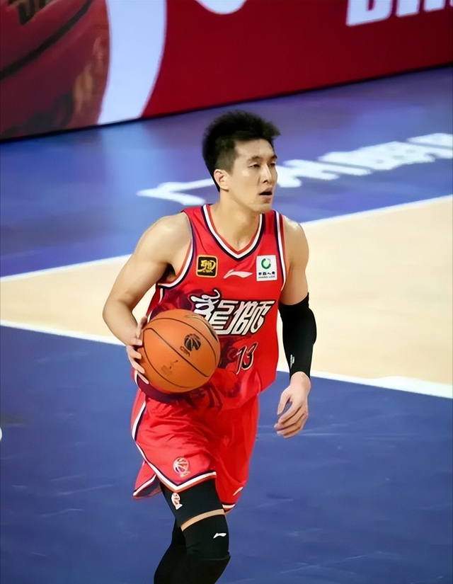 體測投籃扒底褲！徐傑26中21封神 新疆新星沒成績恐缺席 - 