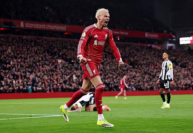 4-1！9500萬神鋒雙響，維爾茨擺脫水貨罵名，利物浦終結5輪不勝