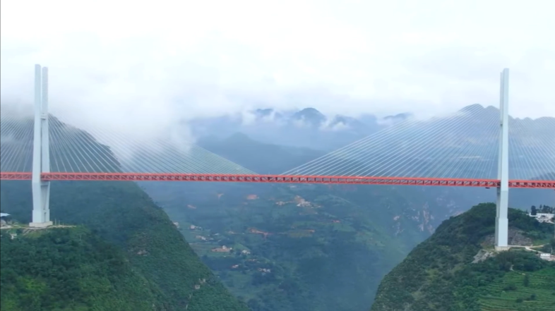 北盘江大桥世界最大跨度公铁两用斜拉桥,沪苏通长江公铁大桥,总长度
