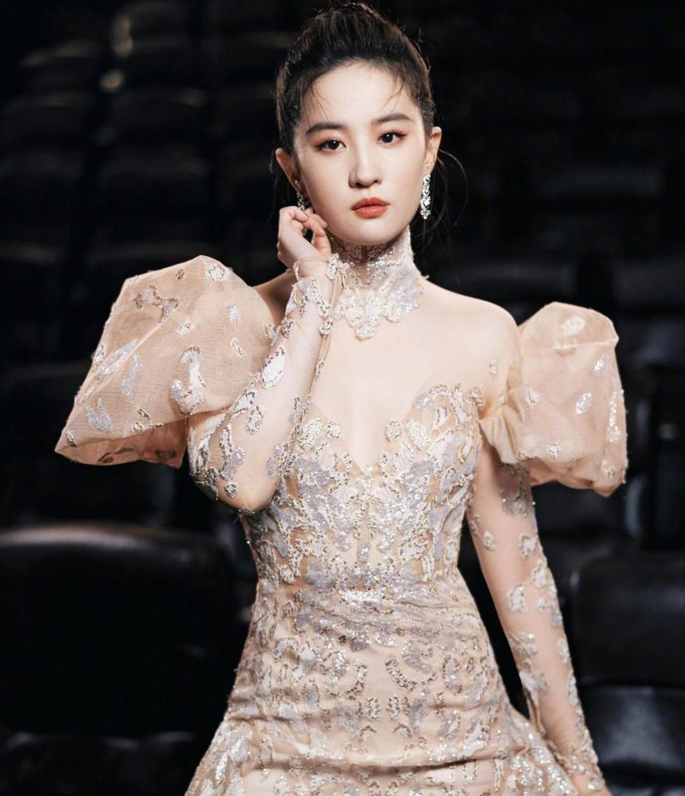 刘亦菲新剧质感强,和霍建华林更新纠葛深,已成85花领头羊?