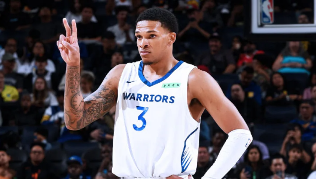 NBA夏联：首败！勇士金队最多落后30分输热火 康韦尔26+5+4