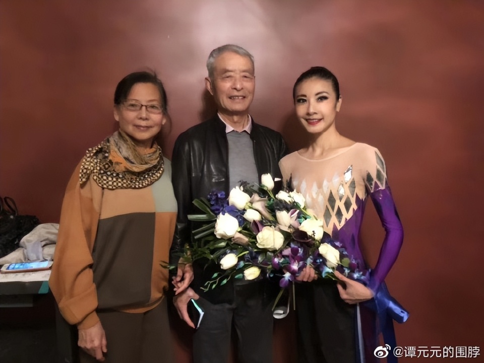 46岁谭元元美国大婚,与新郎翩翩起舞,曾误闯土豆老总婚姻引争议