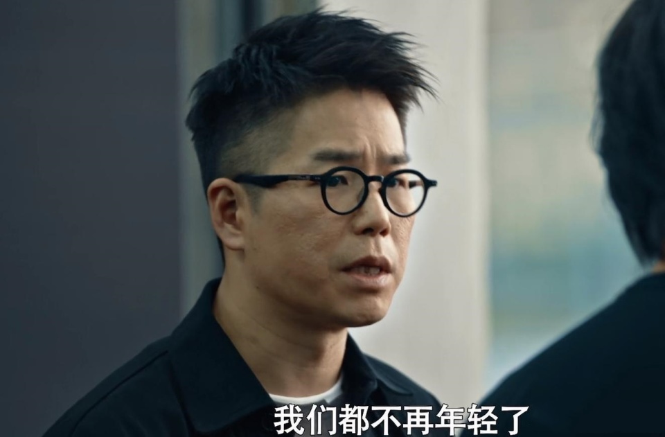 收手吧,谢天华!收手吧,古惑仔!"港星养老院",也是该关张了