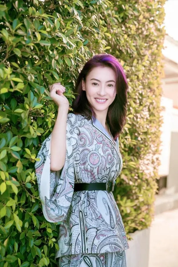 都说琼瑶挑美女的眼光最毒,但比她更毒的是周星驰,张柏芝太耐老