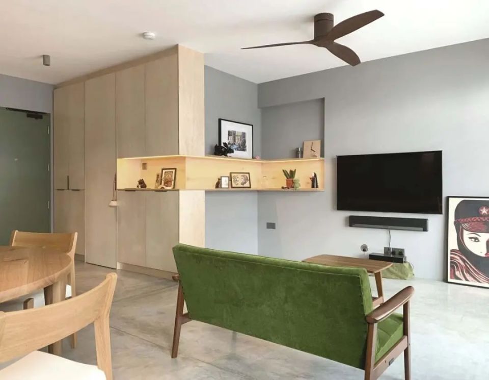 房子100平,转角处设置储物间,衣帽间用格栅门隔断,创意十足!_腾讯新闻