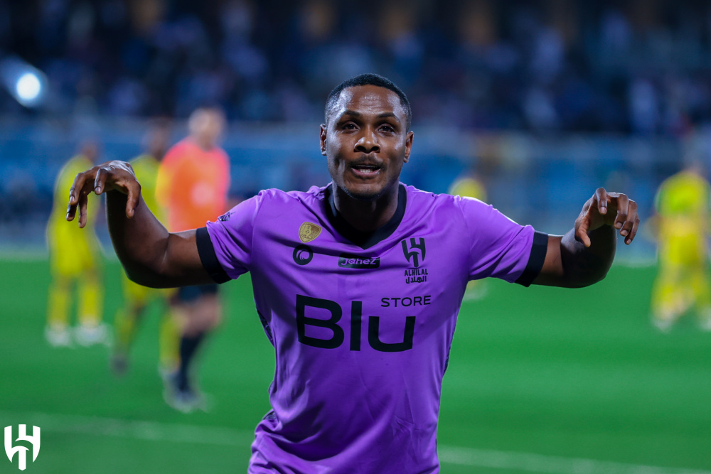 太秀了中超旧将一扣一射戏弄对手防线3轮进5球领先c罗