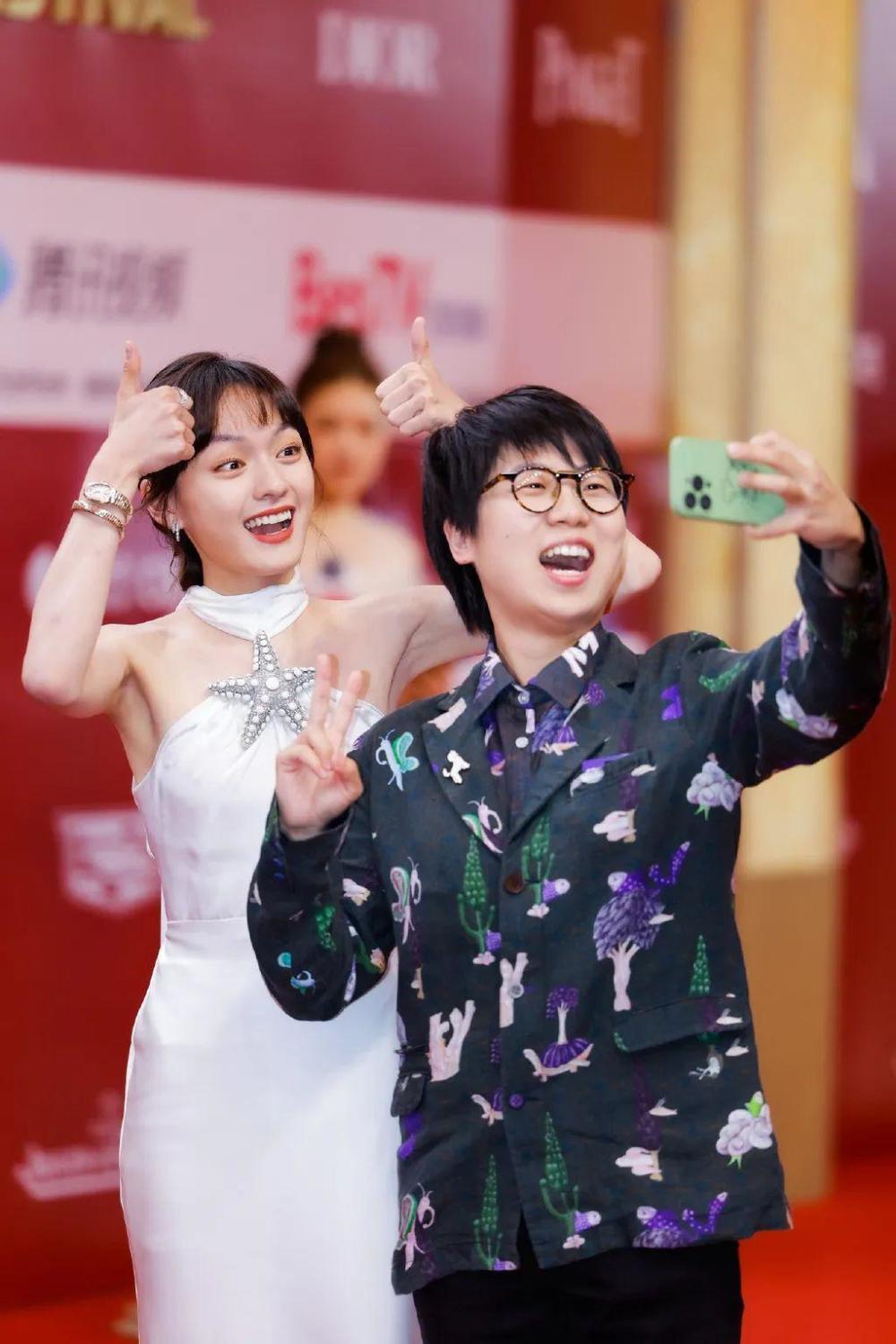 上海这夜,女星千娇百媚,宋佳性感,梅婷成熟,却被黄渤抢了风头插图38