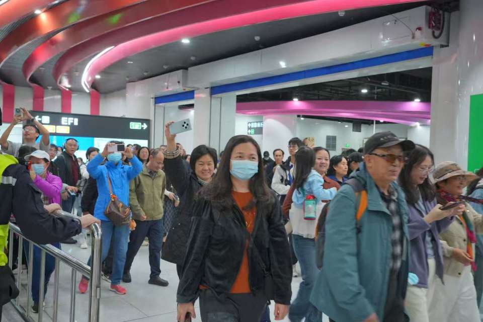 4条新线迎客！深圳地铁2025年“上新”完美收官，运营里程达634.5公里_腾讯新闻