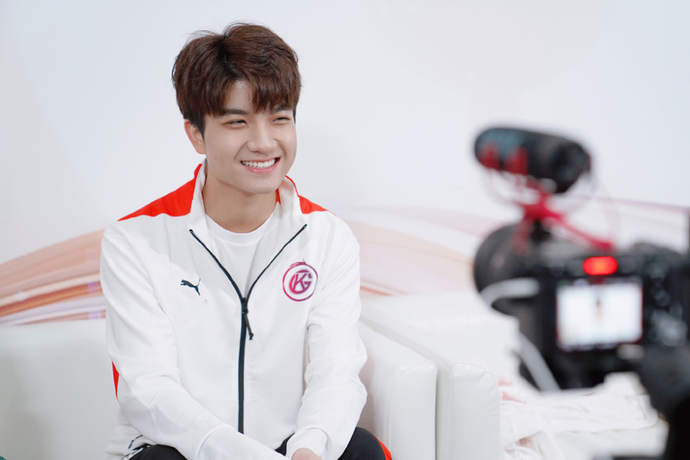 gk轻取wb晋级世冠正赛,鹏鹏完爆暖阳,老板投诉解说,瓶子解释_腾讯新闻