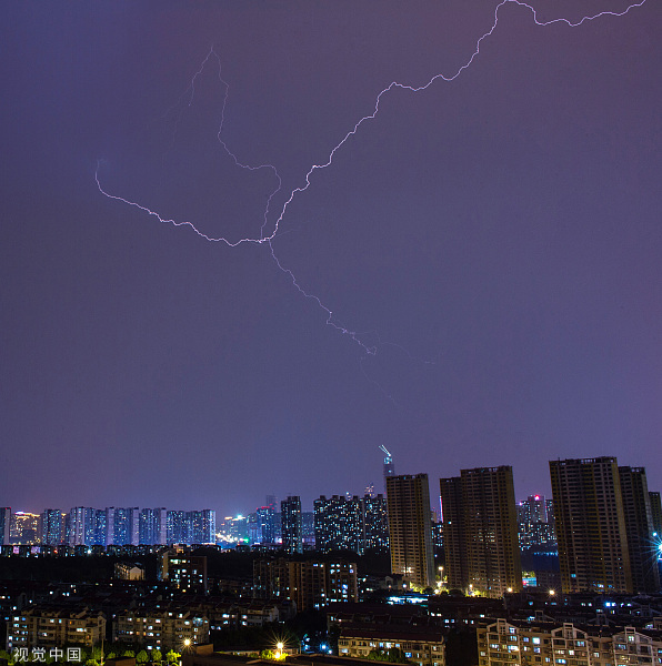 全国大范围响起春雷 南京一夜闪电超770次