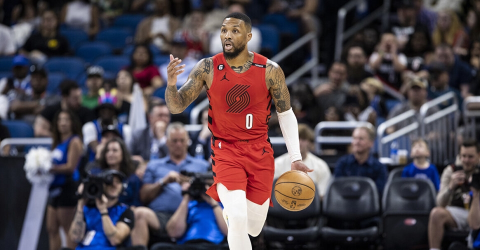 开拓者正在尝试于训练营前解决利拉德的问题