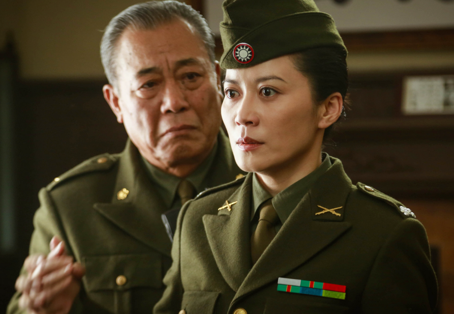 女军官角色演绎对比：杨幂、王鸥、俞飞鸿各具特色_腾讯新闻