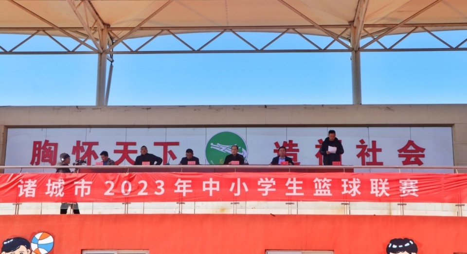 共设6个组别,8个比赛场地,诸城一中,繁华中学,龙城中学,实验初中,东鲁