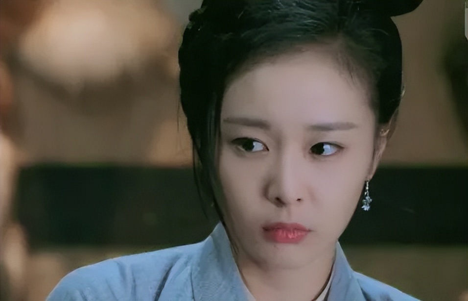 《独孤皇后》里爽朗真诚的郑祁耶;《十年三月三十日》里介入他人婚姻