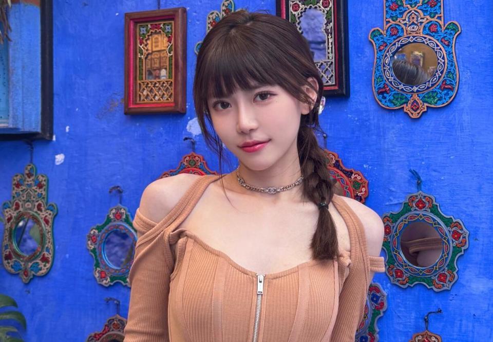 周淑怡被爆料假分手,跑去国外约会,在国内怕被狗仔偷拍_腾讯新闻