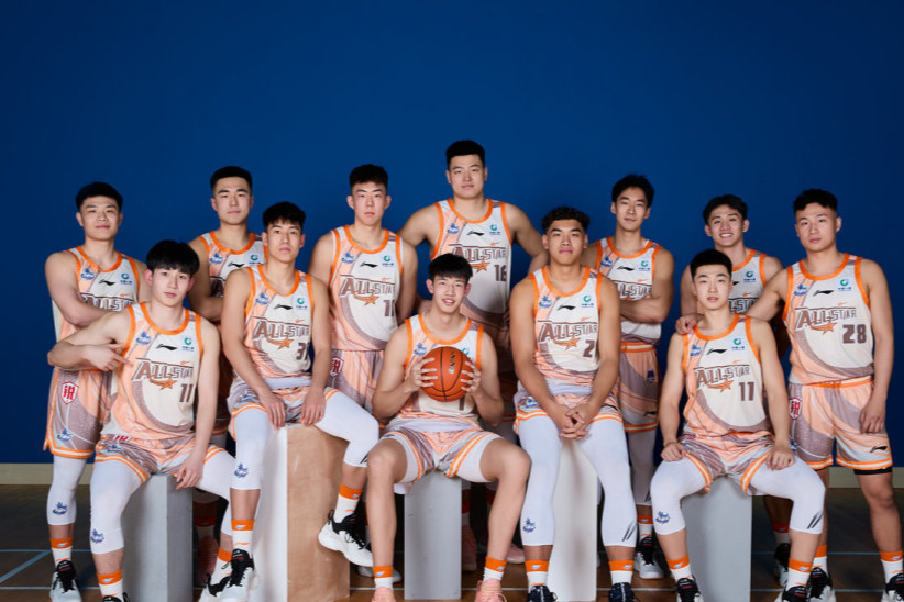 cba全明星星锐赛:一年级不敌清华大学 石奎20 9荣膺mvp