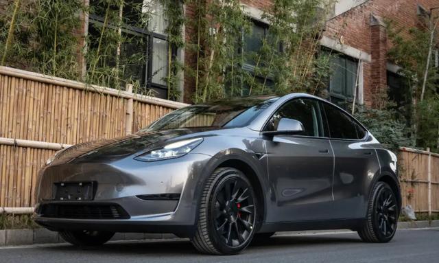 特斯拉modely成最畅销车型全球新能源汽车销量暴增至130万辆