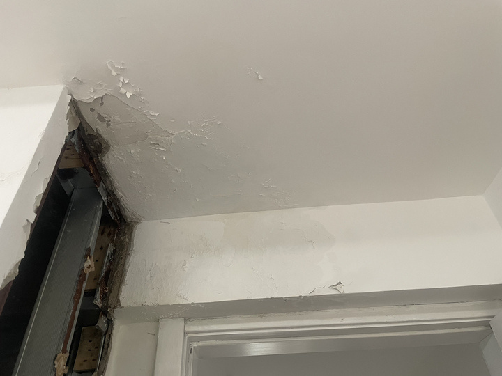 漏水的房子正在修缮业主我现在心情太好了感谢你们