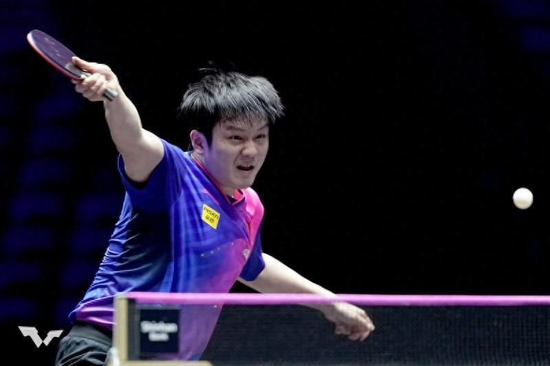 樊振东当天下午在8强战,以3:1力退日本一哥张本智和;近况奇佳的卡德拉