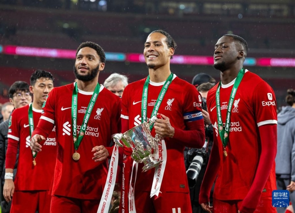 足球英联杯利物浦队夺冠