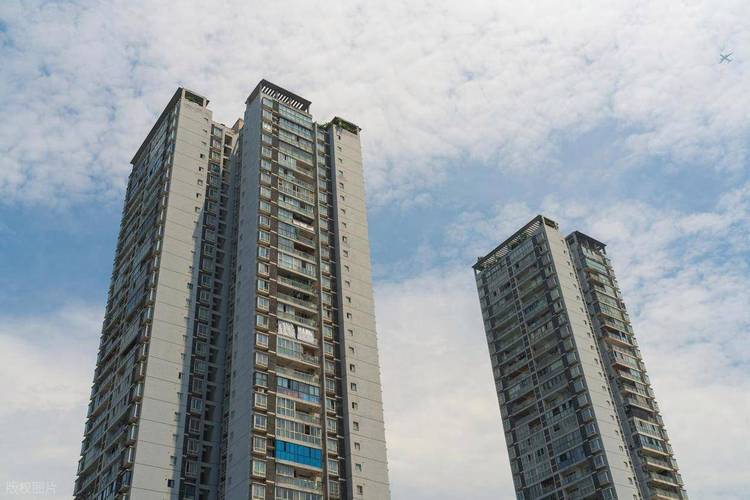 一边2亿豪宅被抢光，一边国家开始收二手房：楼市最真实的一幕出现了_腾讯新闻