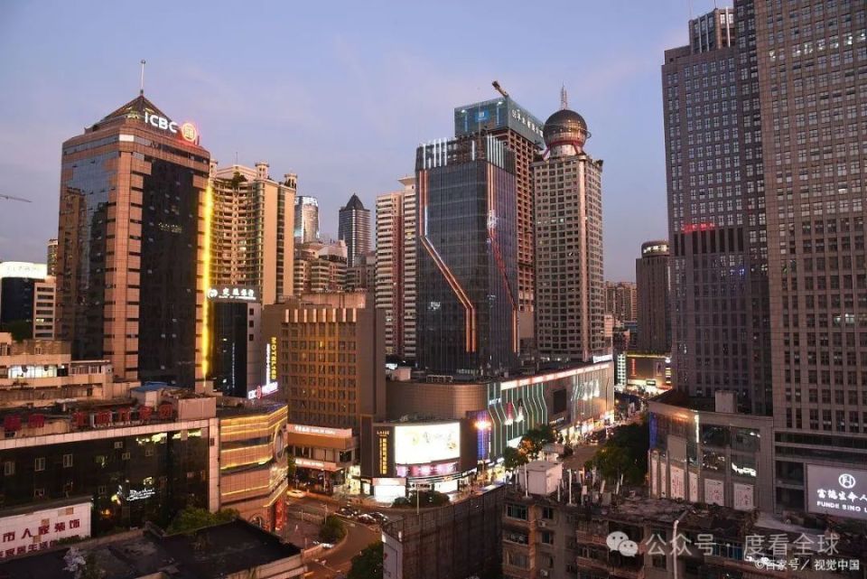 重庆3天2晚自由行攻略,跟着攻略走,重庆美食美景我都有!_腾讯新闻