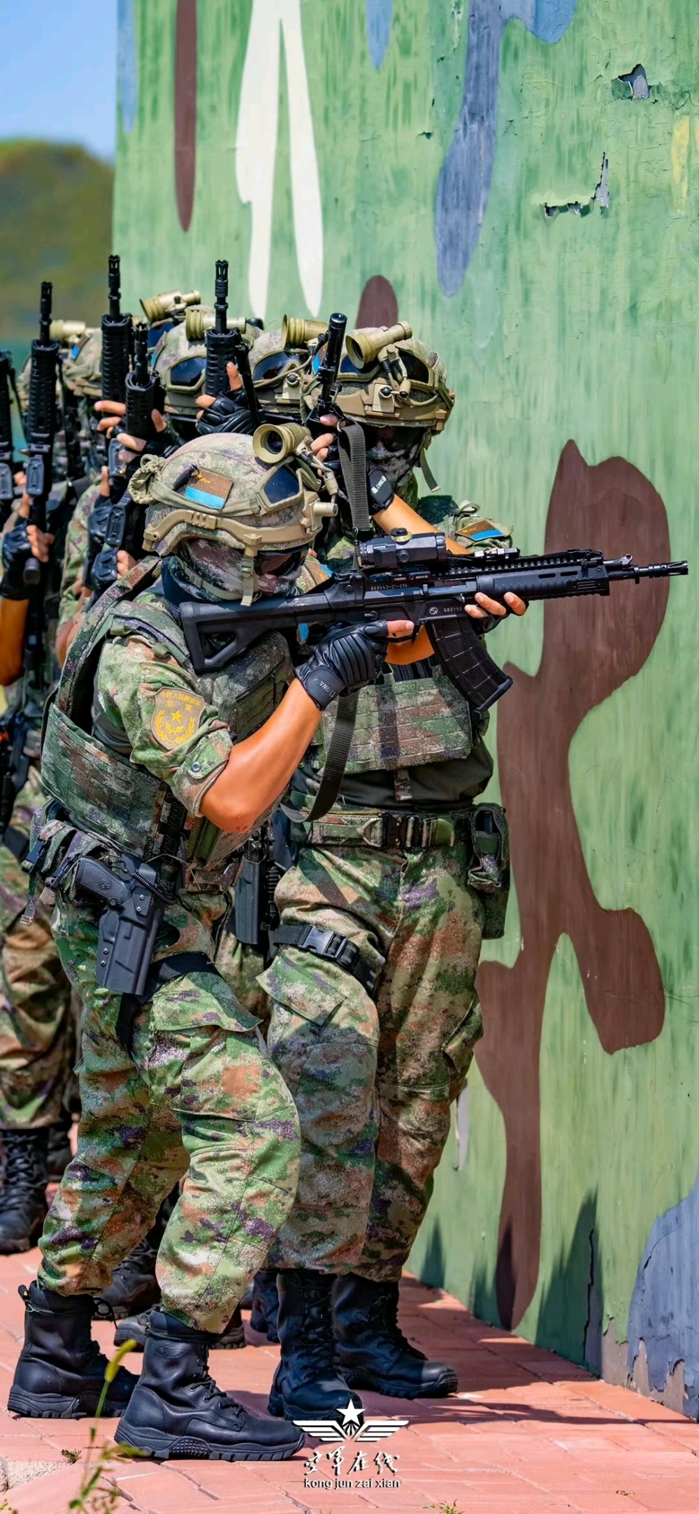 192短突漂亮得不像杀人武器特战队为啥大多不用标准步枪