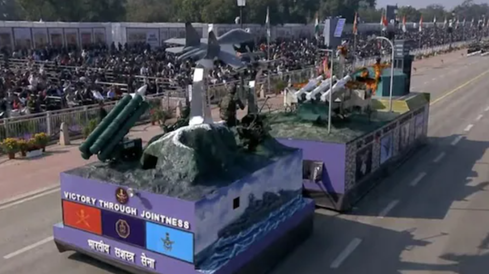 ӡ���ı�ͨ�桰ʤ�������鹹����ɰ��ݡ�