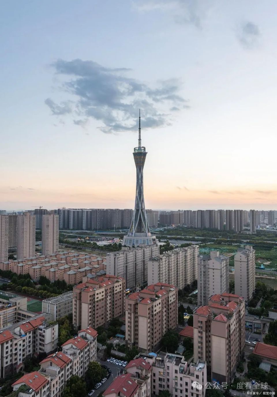 中原福塔,就坐落在郑州市航海