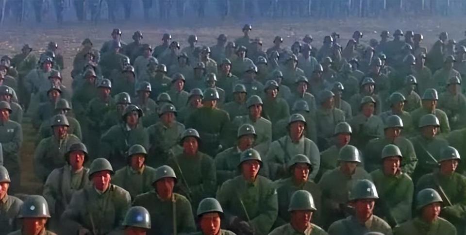 而在东进兵团方面,虽然账面上的兵力