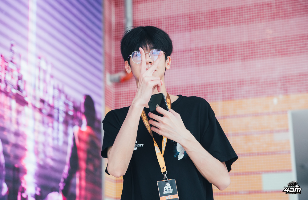 pgs参赛名单正式确定,4am小鹿成唯一真神,韦神称夏天差点被轮换_腾讯