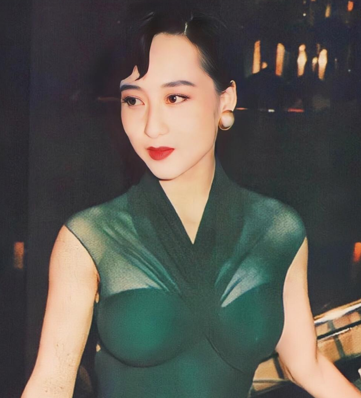 "丑"上热搜的利智,到底得罪了谁?_腾讯新闻