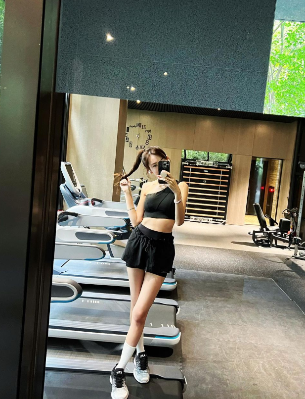 林志颖夫妇同回台北,陈若仪被指从面相到坐姿都像怀孕,忙否认-腾讯