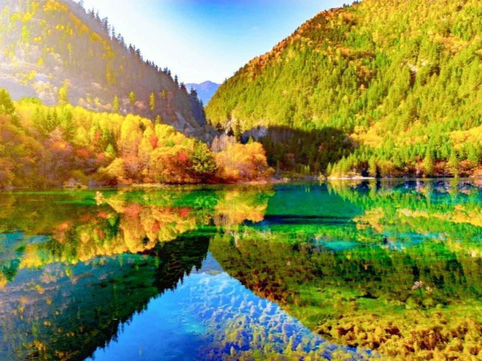 一日走过四季的神秘九寨千古风情就在这里上演人间仙境人陶醉