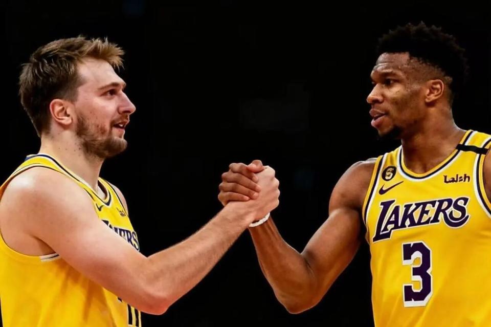 锁喉冲突！挥拳打掉对手牙齿！雄鹿新援取全队最高分，字母哥还走吗？